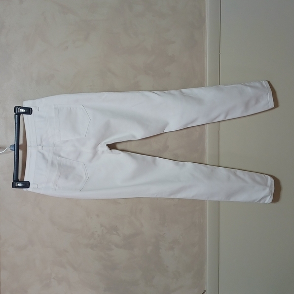 Forever 21 White Distressed Skinny Size 25 - Picture 8 of 8